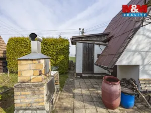 Prodej chaty, Hradec Králové - Svobodné Dvory, Zahrádkářská osada Dolíky, 14 m2