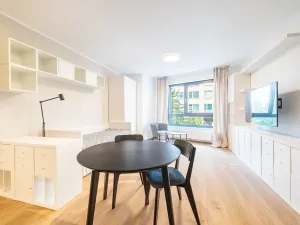 Pronájem bytu 1+kk, Praha, Milánská, 35 m2