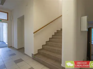 Prodej kanceláře, Chrudim - Chrudim IV, Lupáčova, 612 m2