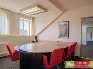 Prodej kanceláře, Chrudim - Chrudim IV, Lupáčova, 612 m2