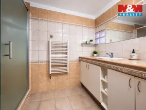 Prodej rodinného domu, Pluhův Žďár, 300 m2