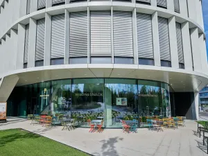 Pronájem kanceláře, Praha - Chodov, Tomíčkova, 1500 m2