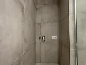 Pronájem bytu 1+kk, Praha - Strašnice, Michelangelova, 37 m2