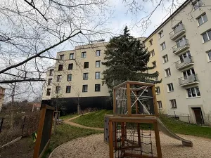Pronájem bytu 1+kk, Praha - Strašnice, Michelangelova, 37 m2