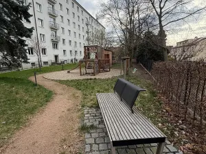 Pronájem bytu 1+kk, Praha - Strašnice, Michelangelova, 37 m2