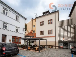 Pronájem kanceláře, Mikulov, Náměstí, 19 m2