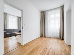 Pronájem bytu 3+kk, Praha - Karlín, Pernerova, 70 m2