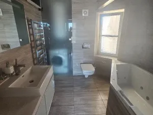 Pronájem bytu 4+1, České Budějovice - České Budějovice 1, U Černé věže, 130 m2