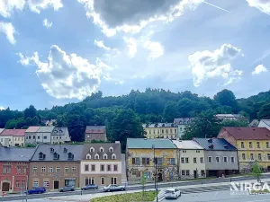 Prodej bytu 1+kk, Jáchymov, náměstí Republiky, 40 m2