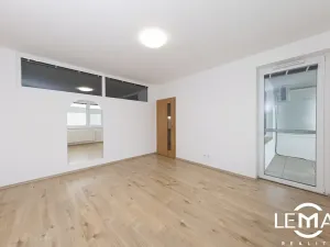 Prodej bytu 2+1, Olomouc, Tovární, 57 m2