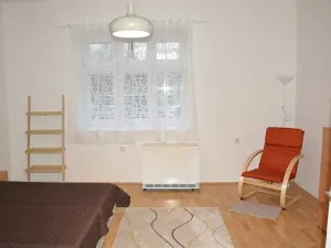 Pronájem bytu 2+kk, Praha - Břevnov, U Hvězdy, 45 m2