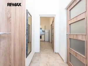 Pronájem bytu 2+1, Praha - Nusle, Sekaninova, 45 m2