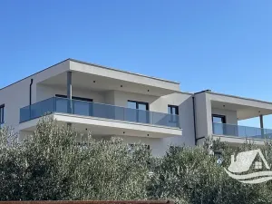 Prodej bytu 4+kk, Tribunj, Chorvatsko, 105 m2