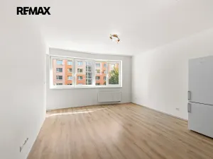Prodej bytu 2+kk, Praha - Letňany, Tupolevova, 53 m2