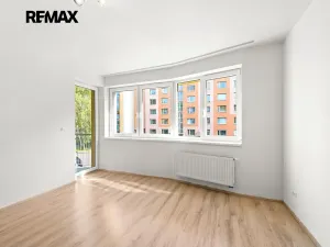 Prodej bytu 2+kk, Praha - Letňany, Tupolevova, 53 m2