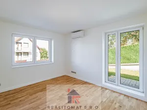 Prodej kanceláře, Praha - Komořany, Pod lesem, 440 m2