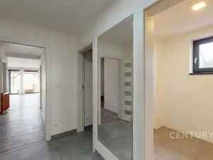 Prodej rodinného domu, Ivaň, 319 m2