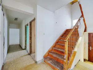 Prodej obchodního prostoru, Furth im Wald, Německo, 584 m2