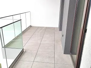 Prodej bytu 3+kk, Praha - Hrdlořezy, V třešňovce, 82 m2