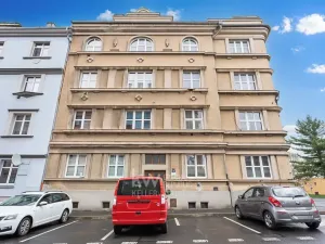 Prodej bytu 2+1, Cheb, Na Hradčanech, 82 m2