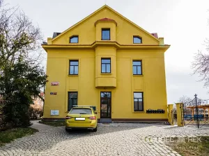 Pronájem bytu 1+kk, Praha - Jinonice, V Roháčích, 30 m2