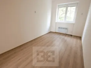 Pronájem bytu 3+1, Velvary, Malovarská, 68 m2