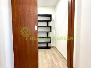 Pronájem bytu 3+1, Vsetín, Ohrada, 72 m2