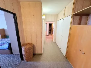 Prodej bytu 3+1, Praha, Hněvkovského, 78 m2