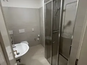 Pronájem bytu 2+kk, Praha - Žižkov, Jeseniova, 45 m2