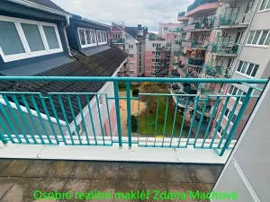 Pronájem bytu 2+kk, Praha - Strašnice, Gutova, 48 m2