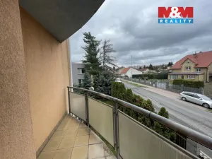 Pronájem bytu 1+kk, Praha, Ve žlíbku, 43 m2