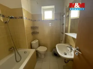 Pronájem bytu 1+kk, Praha, Ve žlíbku, 43 m2