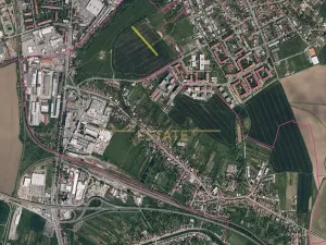 Prodej pole, Uherské Hradiště, 2307 m2