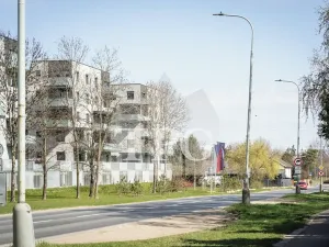Prodej bytu 3+kk, Praha - Prosek, Návarovská, 83 m2