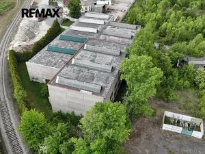 Prodej výrobních prostor, Roudnice nad Labem, Pracnerova, 2250 m2