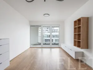 Pronájem bytu 3+kk, Praha - Hloubětín, Poděbradská, 86 m2
