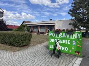 Prodej pozemku, Křičeň, 1045 m2