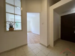 Pronájem bytu 2+kk, Praha - Strašnice, V olšinách, 46 m2