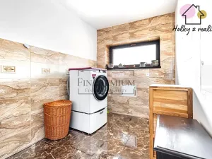 Prodej rodinného domu, Psáry, U Studny, 298 m2