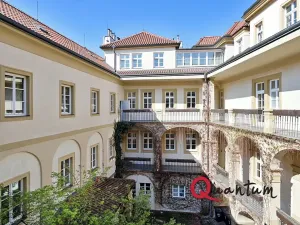 Pronájem kanceláře, Praha - Hradčany, Loretánské náměstí, 32 m2