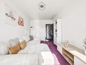 Prodej bytu 3+1, Praha - Prosek, Veltruská, 61 m2