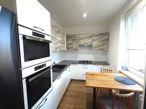 Pronájem bytu 2+1, Praha - Vršovice, Kubánské náměstí, 54 m2