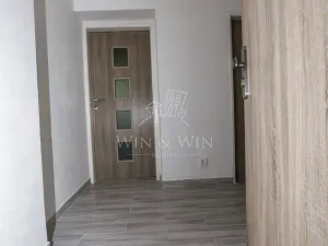 Pronájem bytu 2+kk, Praha - Vršovice, Sámova, 47 m2