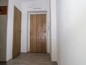 Pronájem bytu 2+kk, Praha - Vršovice, Sámova, 47 m2