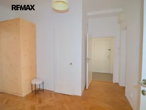 Pronájem bytu 2+1, Praha - Libeň, Pivovarnická, 78 m2