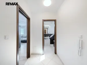 Prodej bytu 2+kk, Praha - Hlubočepy, Hugo Haase, 55 m2