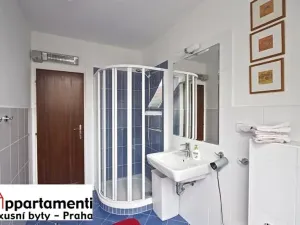 Pronájem rodinného domu, Praha - Kunratice, Ke hrádku, 417 m2