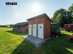 Prodej komerční nemovitosti, Chrášťany, 10917 m2