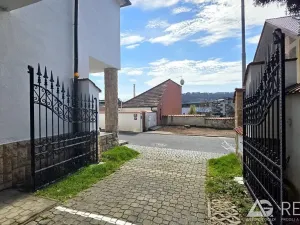 Prodej bytu 3+kk, Praha - Hlubočepy, Pod Žvahovem, 88 m2