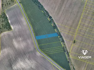 Prodej podílu pole, Valtice, 988 m2